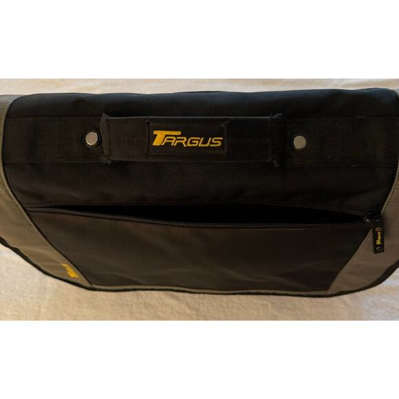 Targus CityGear Messenger CrossBody Shoulder Bag Tablet Kindle Blck Label/Handle - Picture 11 of 11